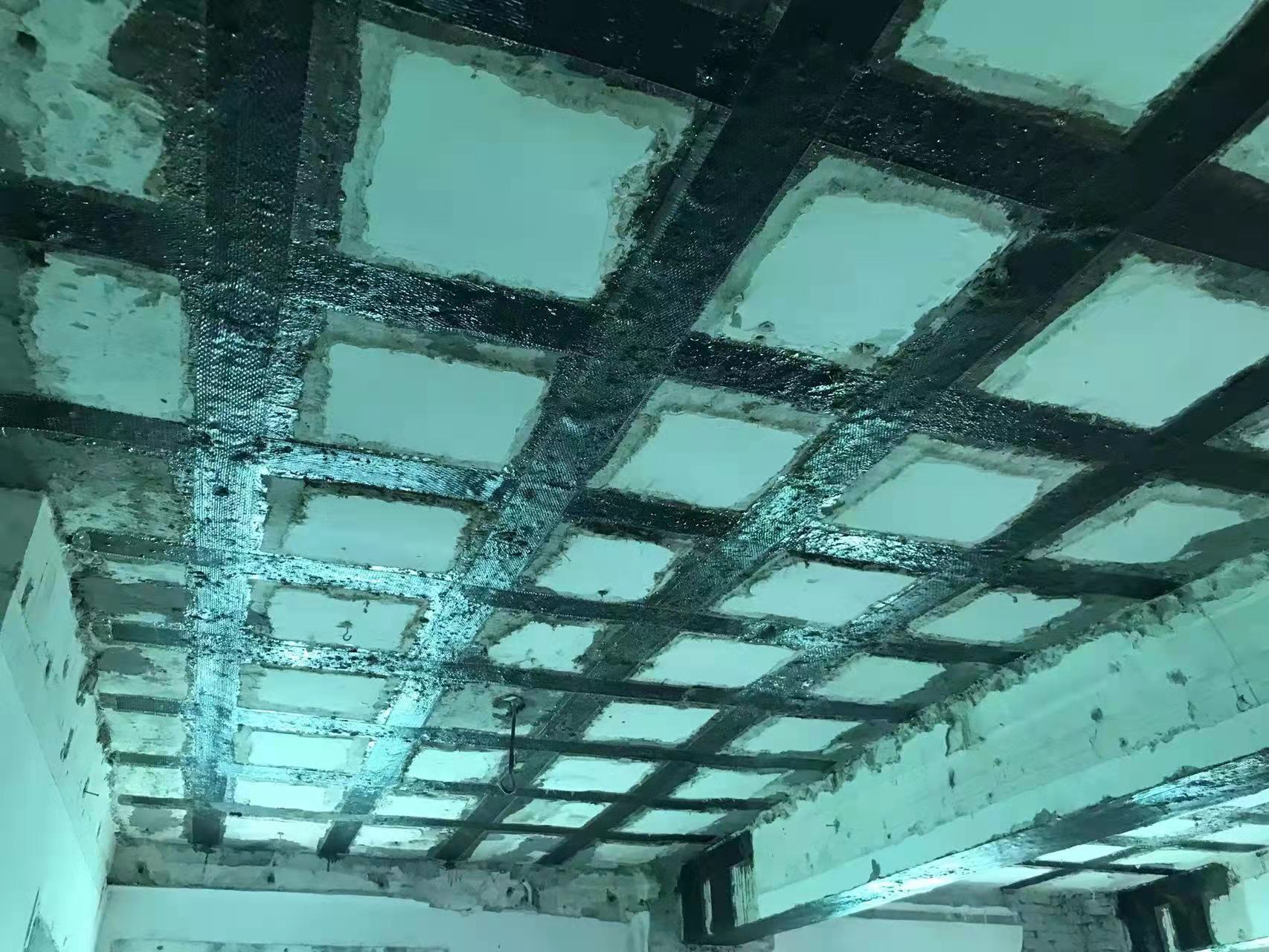 利川粘碳纤维布施工工艺